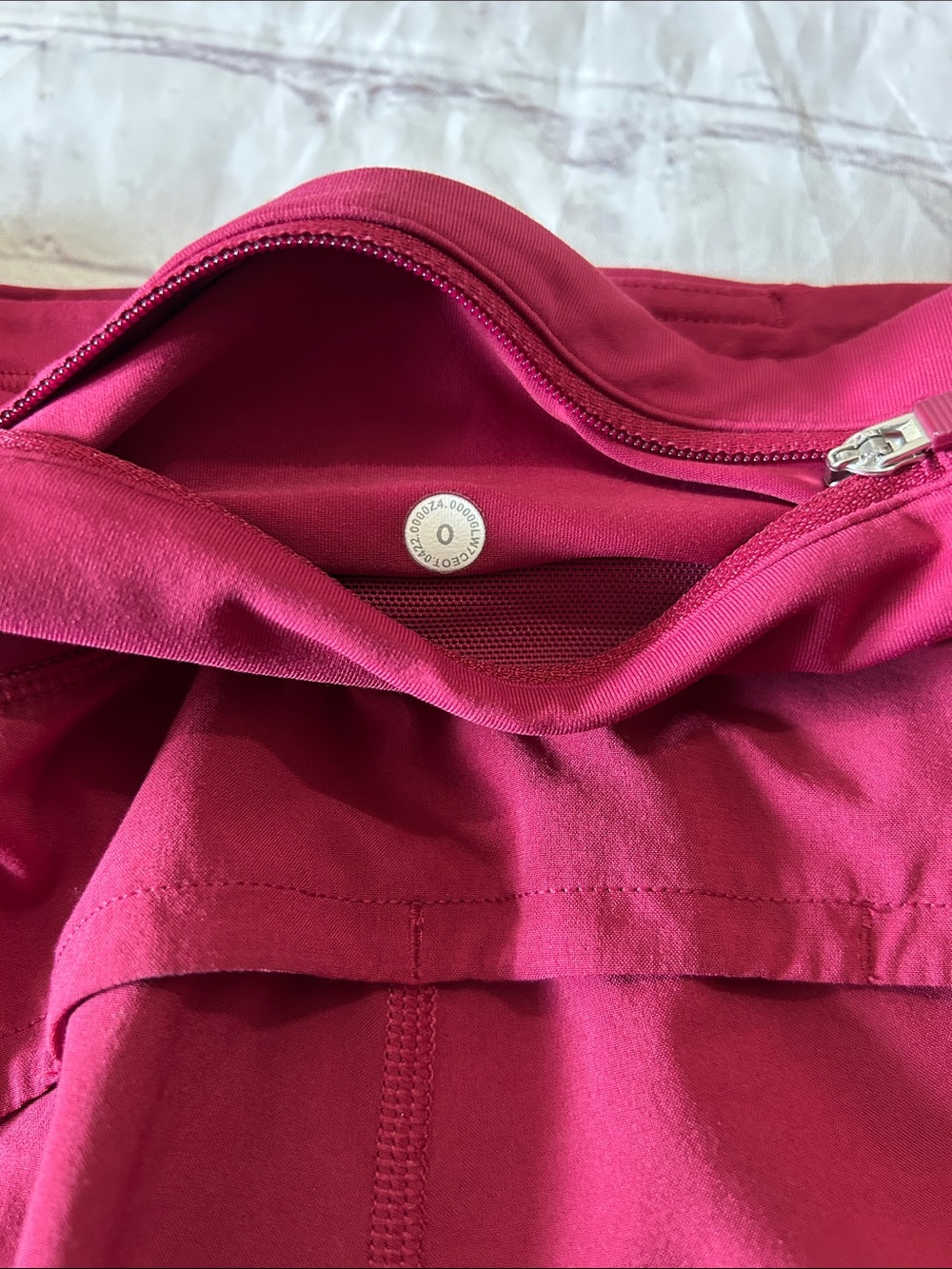 Lululemon Speed Up Mid-Rise Lined
Short 4" *Graphic Pomegranate Size 0 XS - Picture 6 of 7
